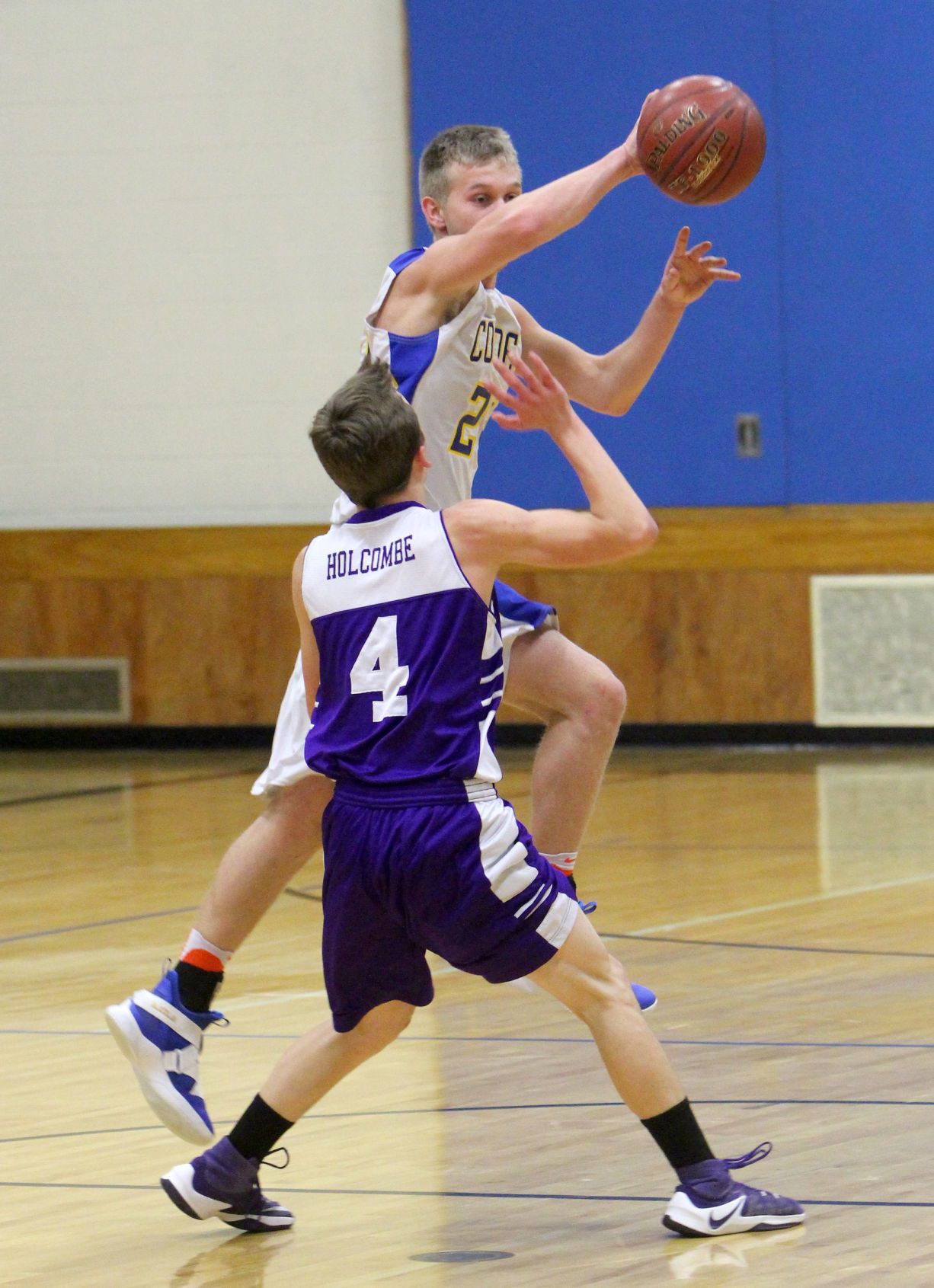 Lake Holcombe at Cornell boys basketball 1-10-19